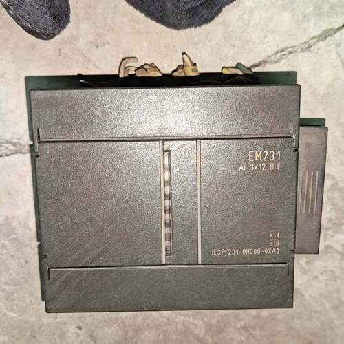 可维修6ES7 231-0HC00-0XA0西门子EM231模块议价