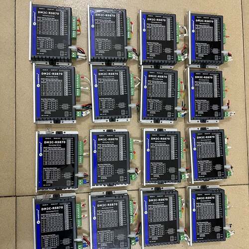 可维修步进驱动DM2C-RS870 有量 成色漂亮议价