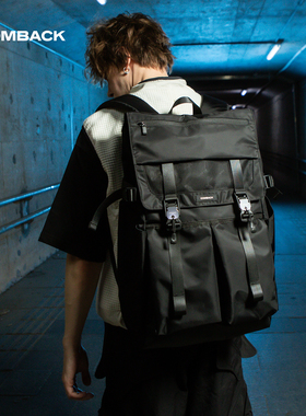 COMBACK新款潮牌双肩包男女大容量户外旅行磁力扣学生书包电脑包