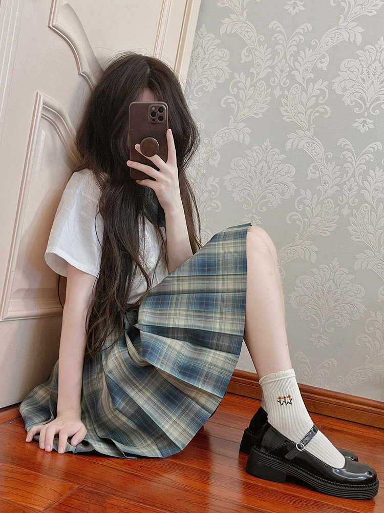 [ICE CREAM & WHALE][QINGLUAN LAIYIN]ORIGINAL JK UNIFORM SUMMER GREEN CHECKERED SKIRT [SENT IN 3 DAYS]