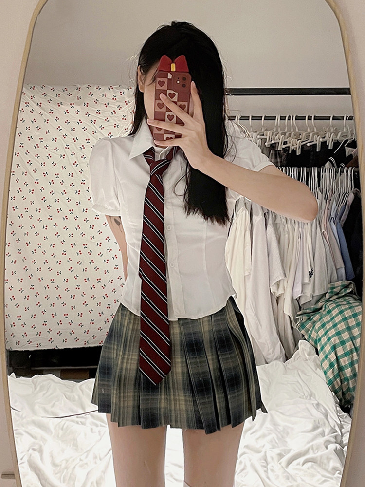 [ICE CREAM & WHALE][QINGLUAN LAIYIN]ORIGINAL JK UNIFORM SUMMER GREEN CHECKERED SKIRT [SENT IN 3 DAYS]