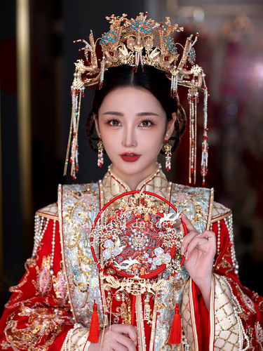 新款中式奢华皇后凤冠明制古装