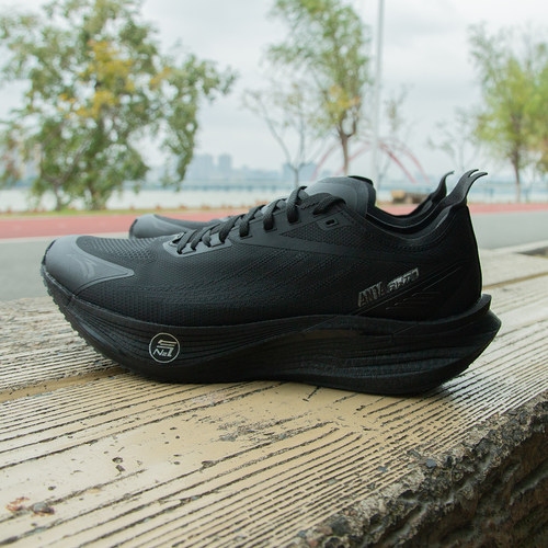 安踏火箭7Pro跑步鞋男竞速透气防滑缓震跑鞋休闲运动鞋112545580