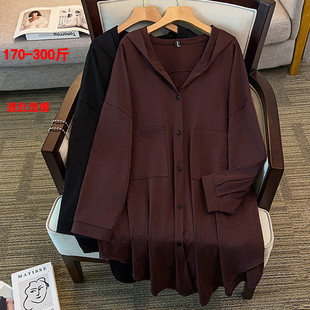 特大码春秋慵懒风中长款连帽外套女300斤韩版胖MM宽松遮肚子衬衫