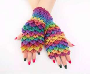 段染羊毛手工鱼鱗羊毛半指手套自制防寒保暖触屏写字开车秋冬女