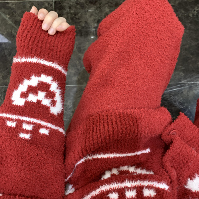 侘町2025秋冬季新款围巾小熊爱心本命年半边绒红色家居服睡衣女款