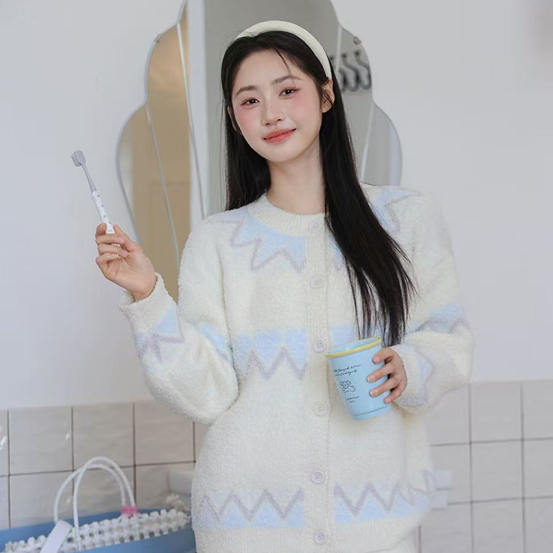 侘町2025新款几何图形圆领开衫长袖睡衣加厚羽毛纱外穿家居服套装