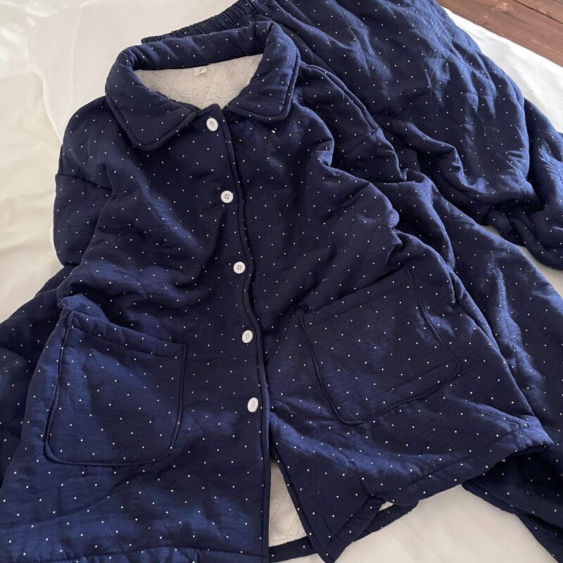 侘町睡衣女2025冬季新款深蓝波点空气夹棉加厚开衫翻领套装家居服