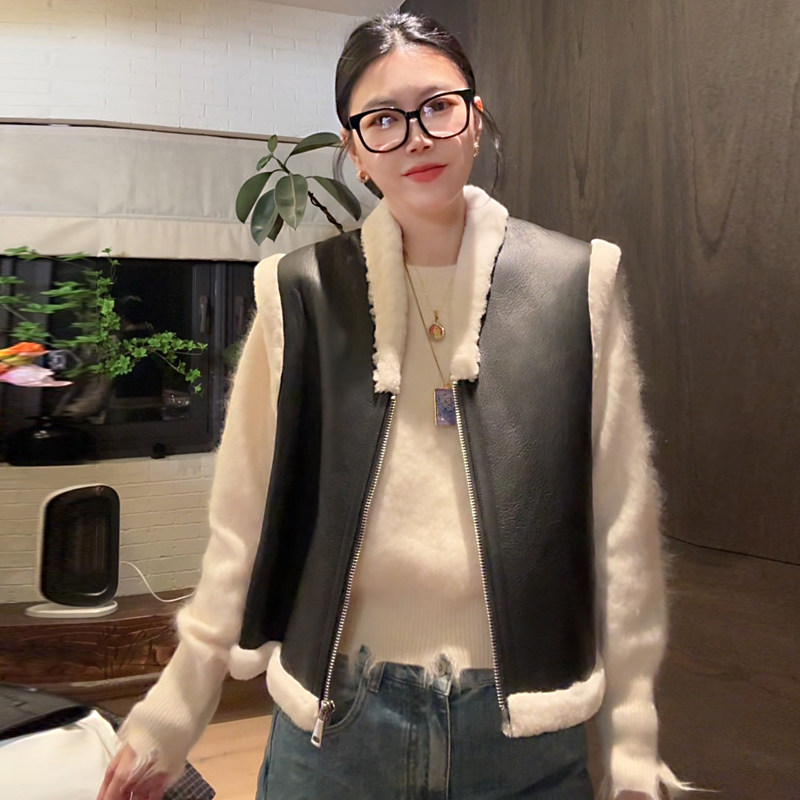 LUNA“小熊猫”黑白撞色拼色德皮皮毛一体皮草马甲,女装/女士精品,皮草,淘宝优惠券,粉丝福利购,淘宝优惠卷