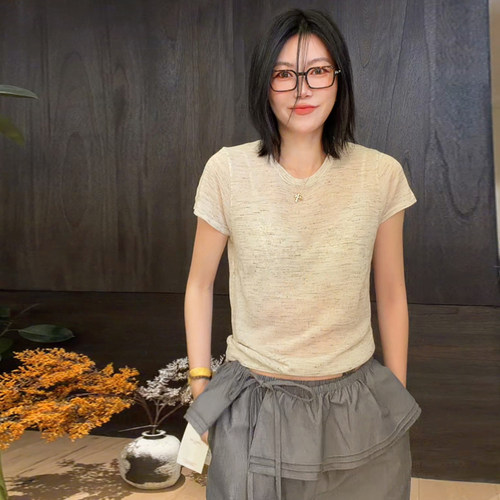 LUNA“MIU云朵裸感”亚麻夹花色修身短袖T恤