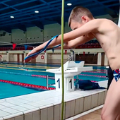 新款 游泳纠肘器专业八字高肘器自由泳纠正8字环泳姿手臂矫正器