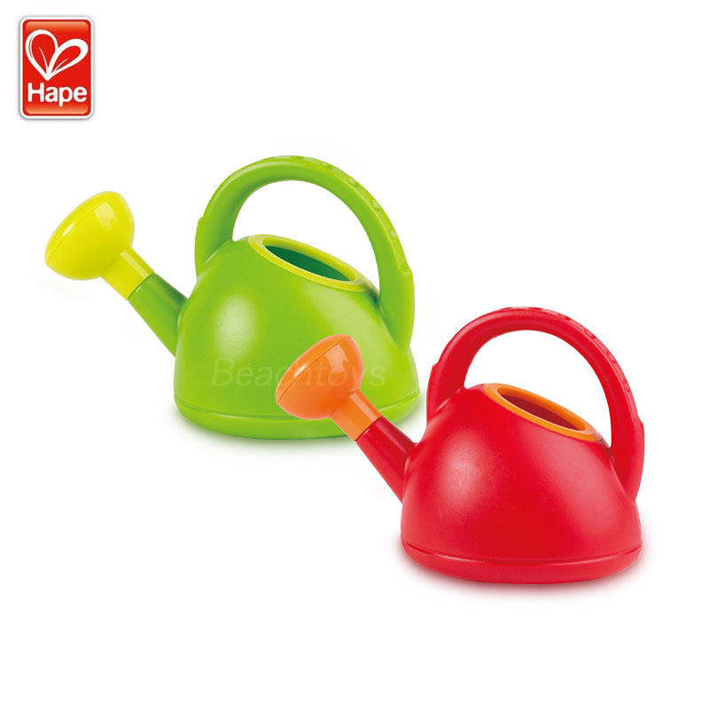 HAPE洒水壶释放宝宝创造力