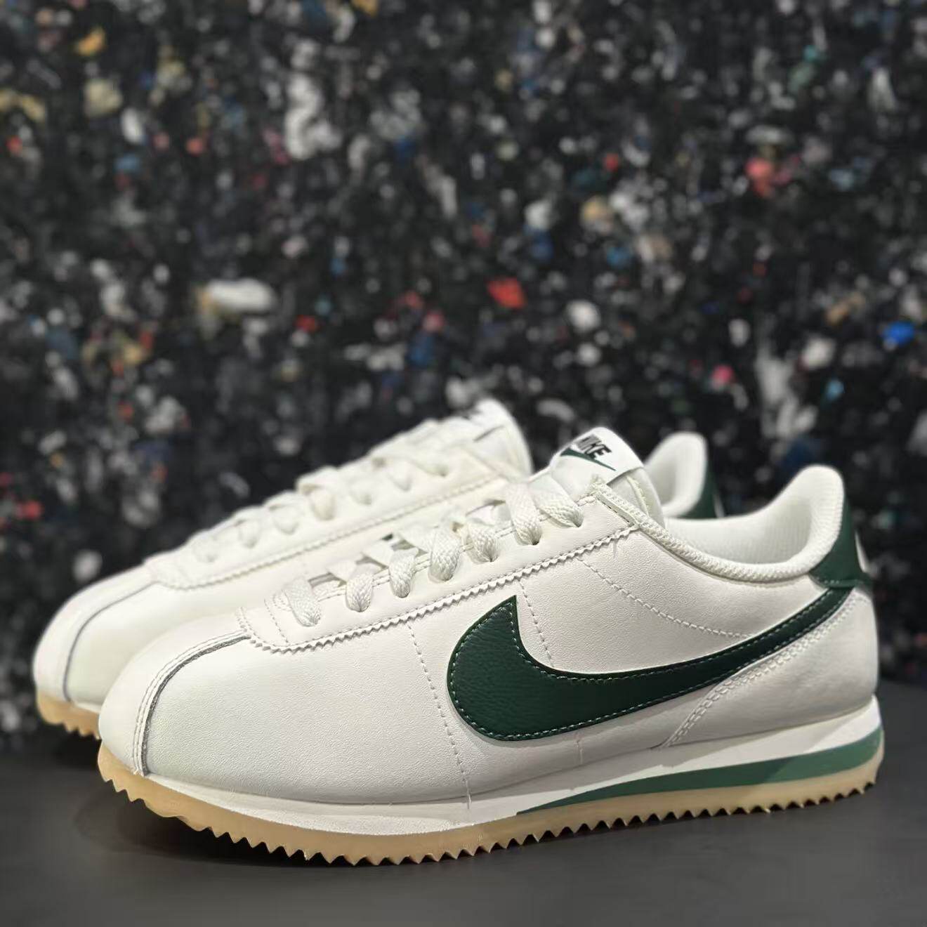 耐克 Nike CORTEZ 女子运动复古牛筋大底阿甘休闲跑鞋 DN1791-110