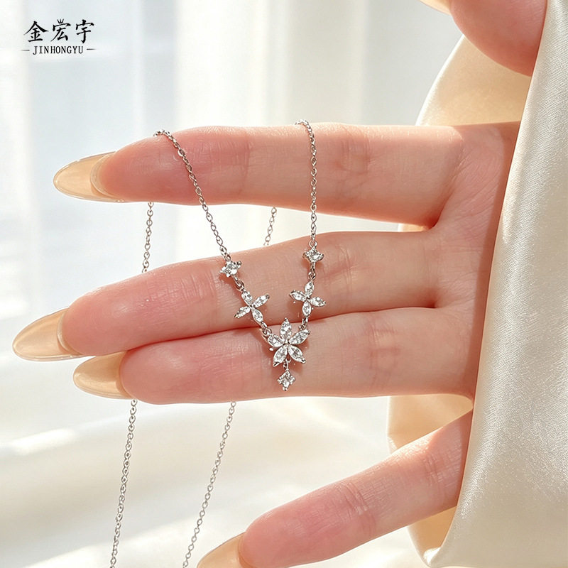 幸运星花朵项链999纯银韩版精致轻奢百搭ins锁骨链七夕情人节礼物