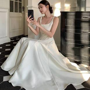 赫本裙设计感收腰显瘦光泽感高级中长款 与茧 吊带连衣裙礼服裙
