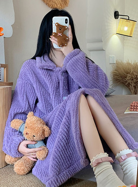 新中式紫色加厚保暖珊瑚绒睡袍女冬季加绒宽松大码200斤长款睡裙