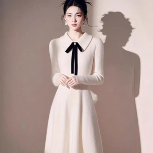 小个子白色加厚毛衣连衣裙女2024冬季配大衣内搭蝴蝶结针织长裙子
