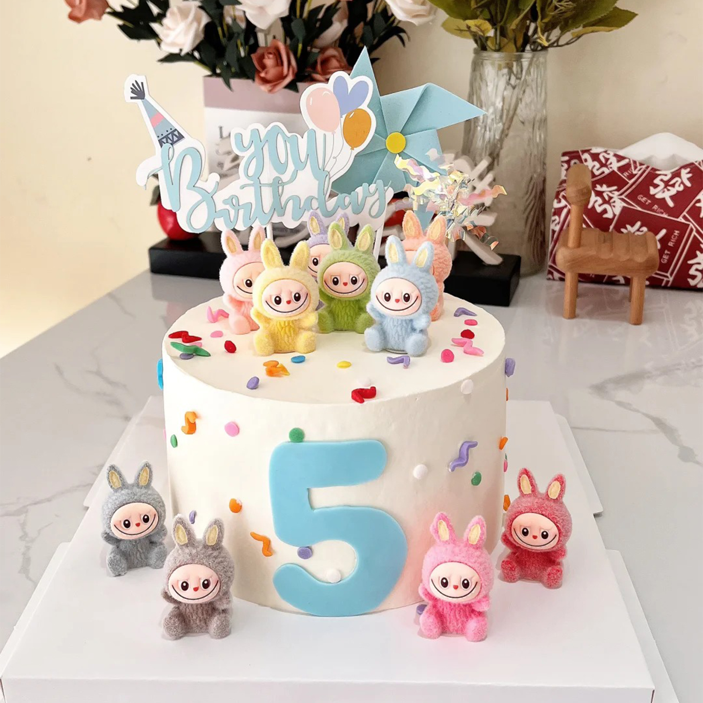 网红Labubu拉布布蛋糕装饰软胶小兔头摆件儿童生日气球彩虹插件