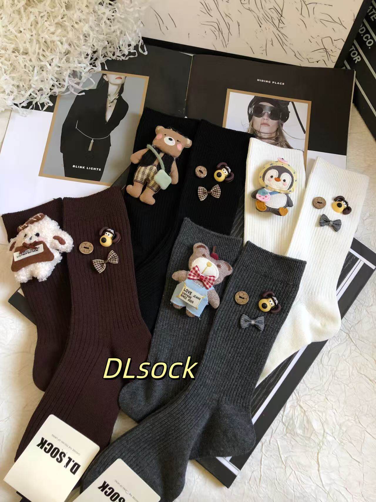 DL早春新款重工卡通玩偶中筒袜子女Ab面韩版小熊纯棉袜子蝴蝶结
