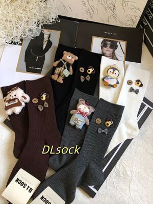 DL早春新款重工卡通玩偶中筒袜子女Ab面韩版小熊纯棉袜子蝴蝶结