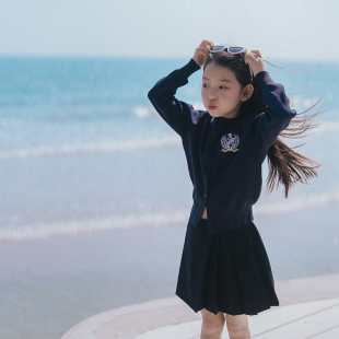 PISELLI史豌豆童装女童针织开衫春季新款洋气儿童学院风徽章外套