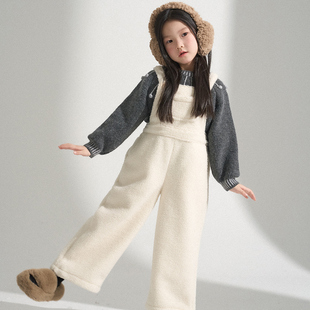 PISELLI史豌豆女童背带裤2025冬季新款中大童洋气百搭毛绒直筒裤