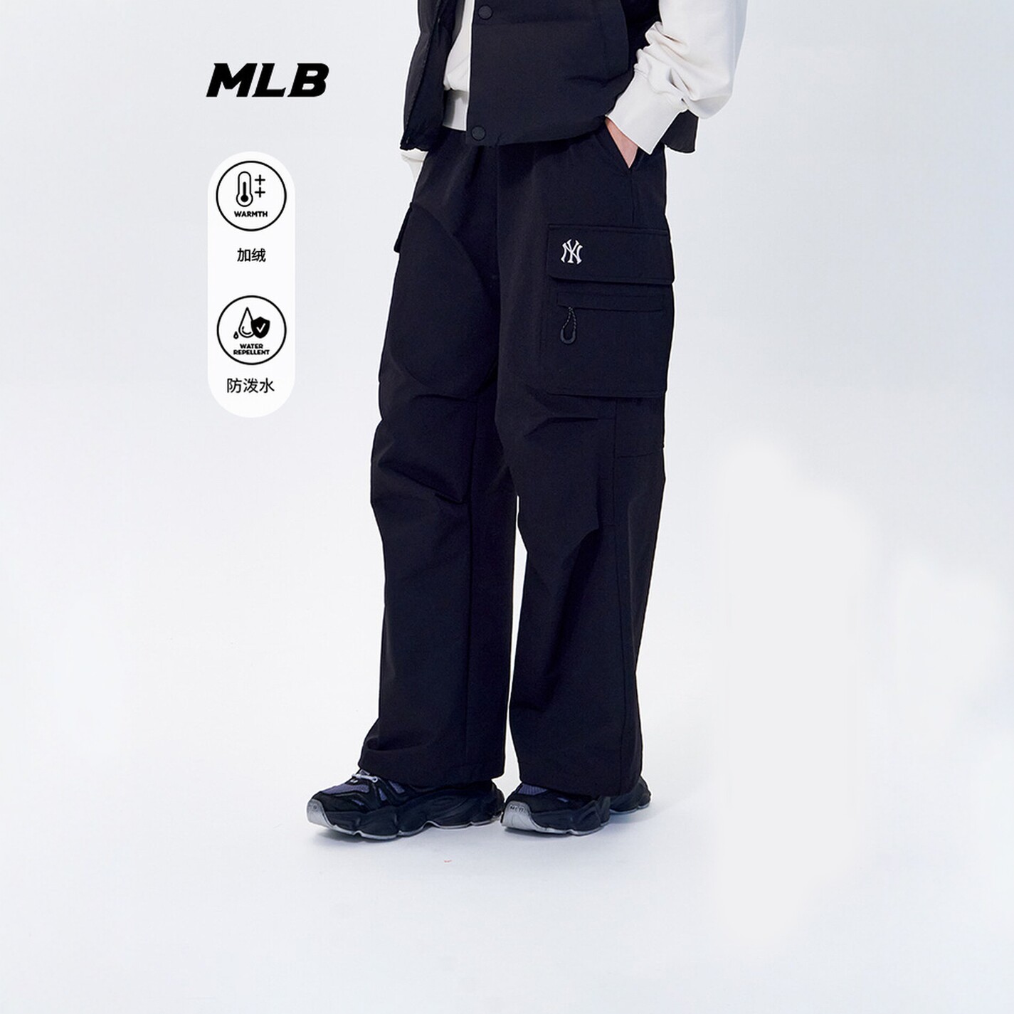 25新款MLB女款长裤NY小标刺绣加绒阔腿工装裤休闲运动裤3FWPB1656 - 实物图