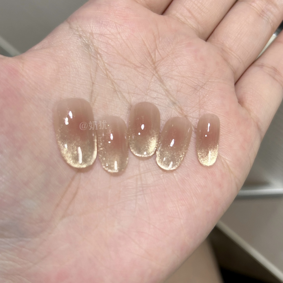 【香槟之夜】香槟金色渐变超亮猫眼高品质纯手工腮红显白穿戴美甲