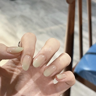 【清仓限量 桥下春波】奶绿渐变高品质纯手工穿戴甲裸感通勤美甲