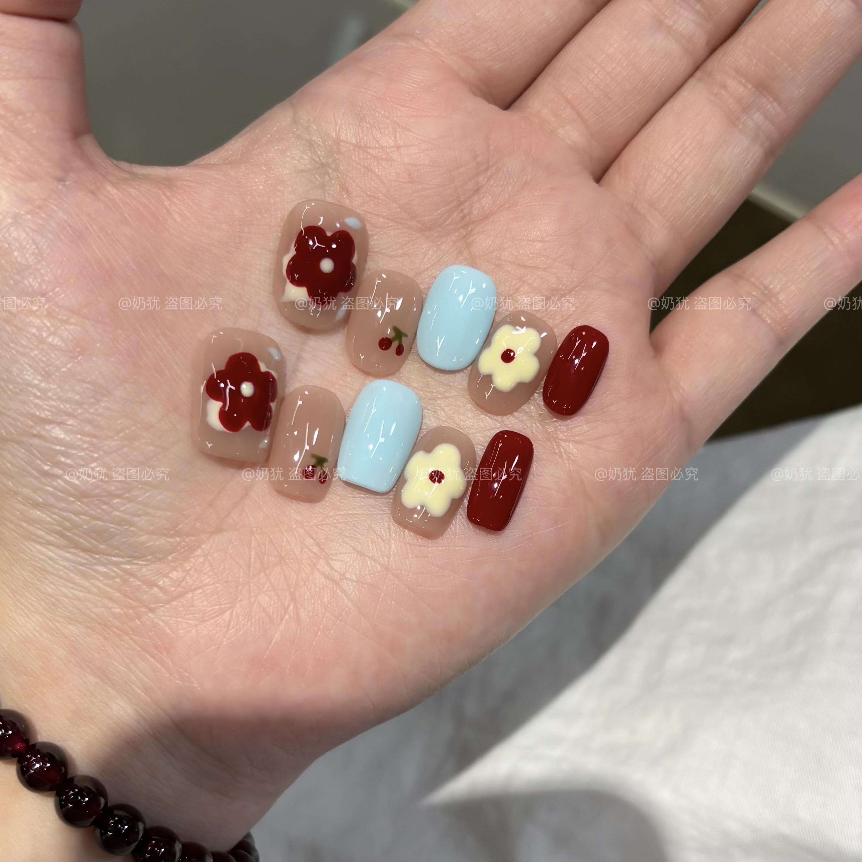 【A莓间花事】高品质夏日多巴胺手绘五瓣花纯手工穿戴甲美甲成品