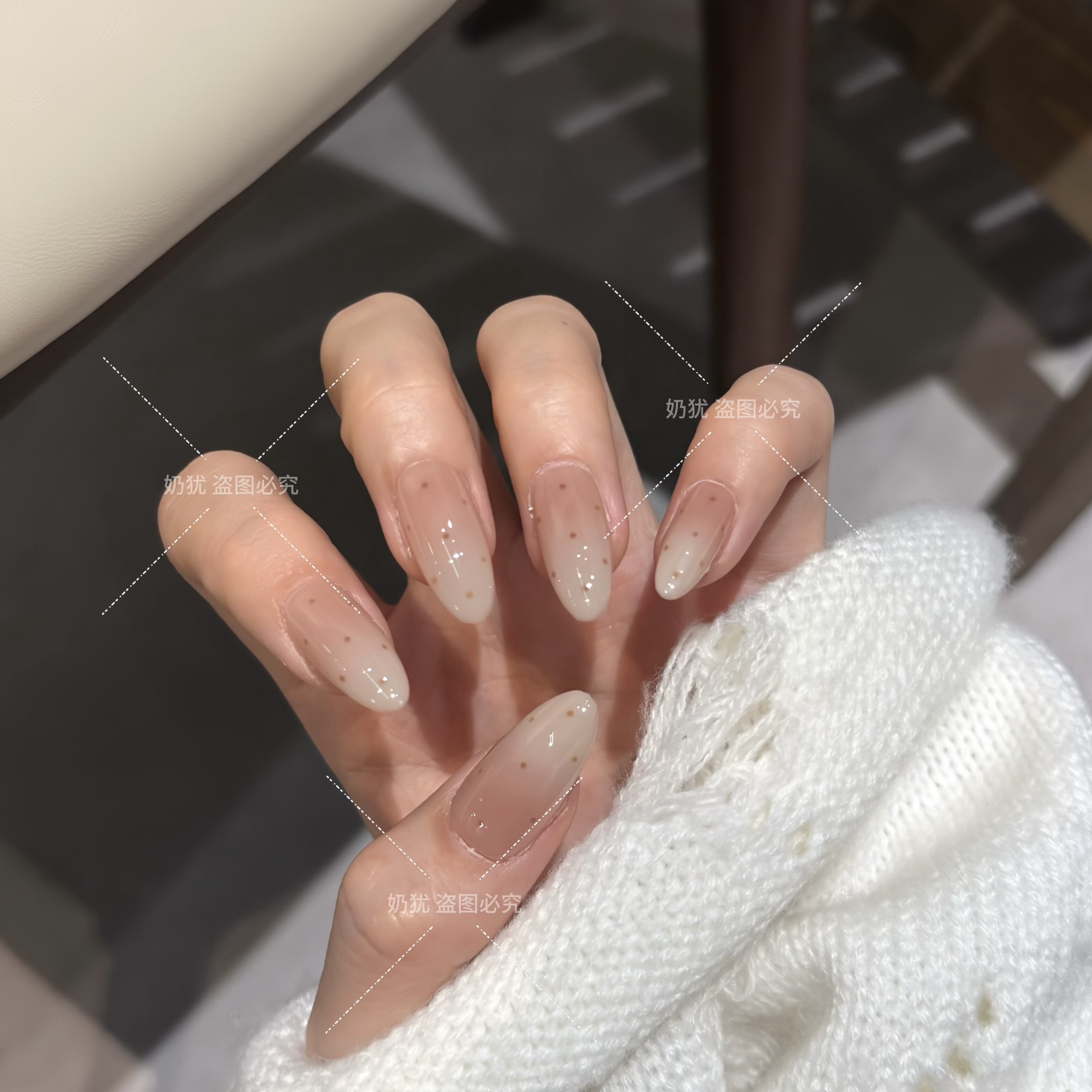 【A可可甜霜】纯欲温柔渐变波点高品质纯手工穿戴甲氛围美甲,彩妆/香水/美妆工具,穿戴甲/甲片,淘宝优惠券,粉丝福利购,淘宝优惠卷