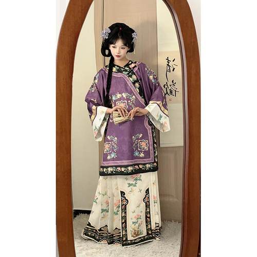 花鸟间原创清汉女汉服复原斜襟圆领国风民族印花马面春秋款格格服