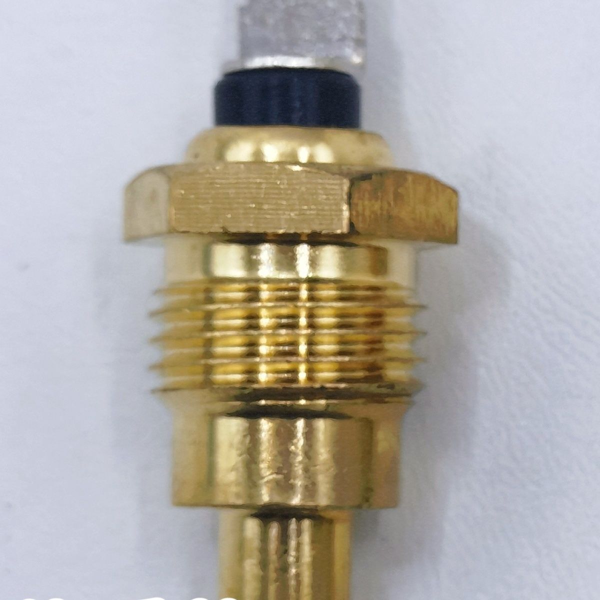 神钢挖机配件水位感应塞水温传感器SK120/200/230/250/350-6-6E-8