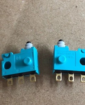 全新现货 ASQ10410 『SWITCH SNAP ACT SPDT 100MA 30V』