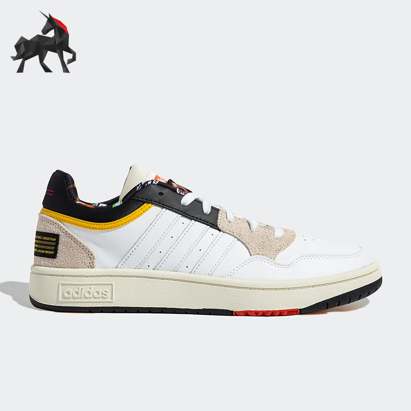 阿迪达斯男女低帮板鞋