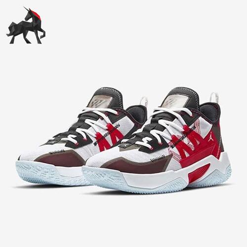 耐克JORDAN男子缓震篮球鞋