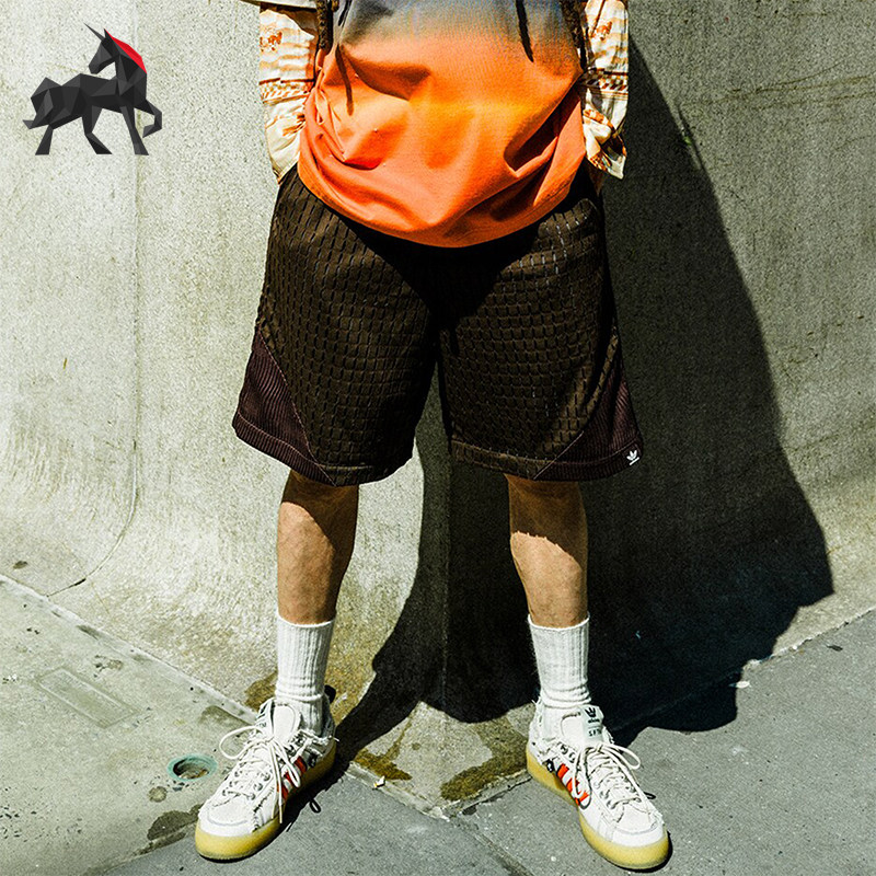 Adidas/阿迪达斯正品三叶草男女联名款休闲运动短裤IK8600,运动服/休闲服装,运动中长裤／短裤,淘宝优惠券,粉丝福利购,淘宝优惠卷