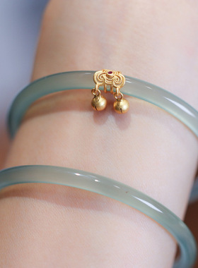 如意铃铛款玉髓玛瑙手镯