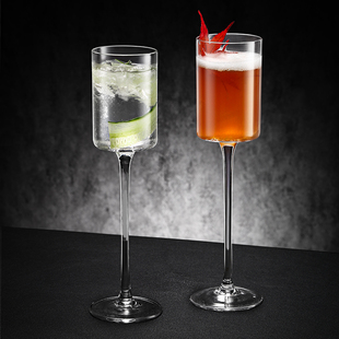 创意玻璃鸡尾酒杯个性组合酒吧马天尼杯网红高脚杯杯子套装香槟杯