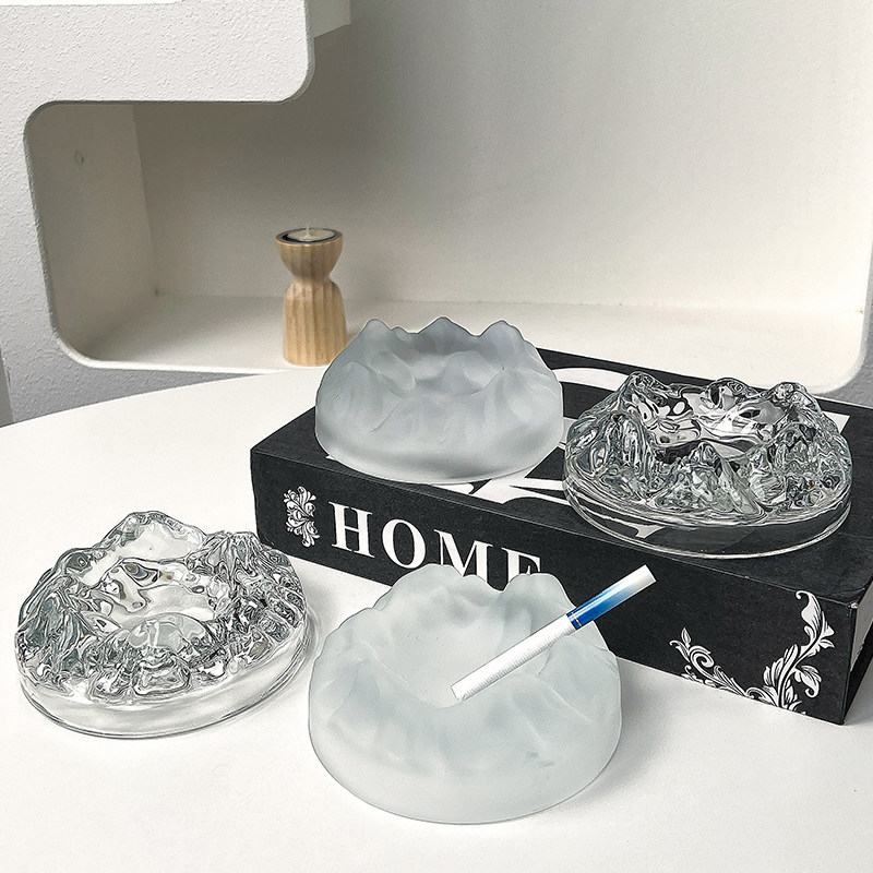 北欧风格轻奢烟灰缸雪山冰山摆件