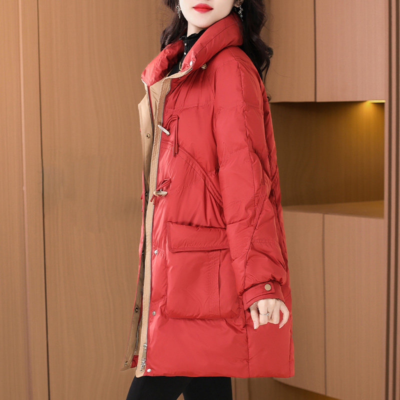 九江羽绒服女2022年新款洋气