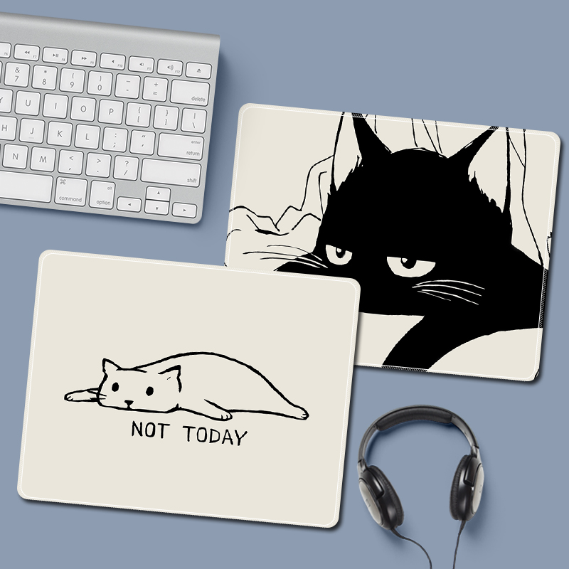 可爱猫咪鼠标垫小号男女生电脑桌垫键盘护腕垫滑鼠垫家用办公桌垫-封面