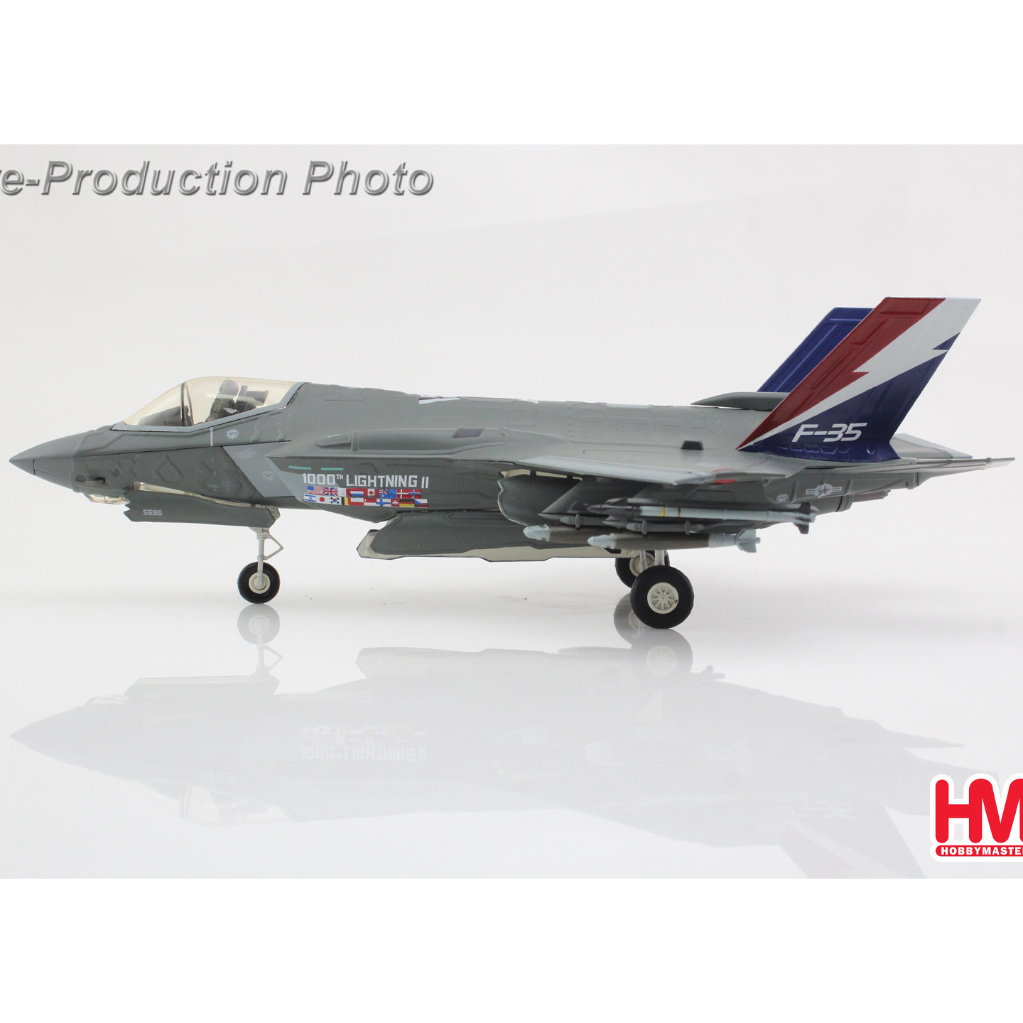 4月HA4448 F-35A "1000th 闪电II"威斯康星ANG2004年 B61核弹2个