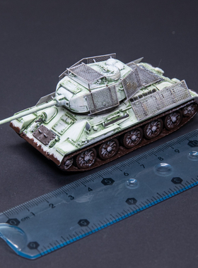 威龙 63222 苏联T34坦克 T-34/85 钢丝床装甲 冬季涂装版 完成品