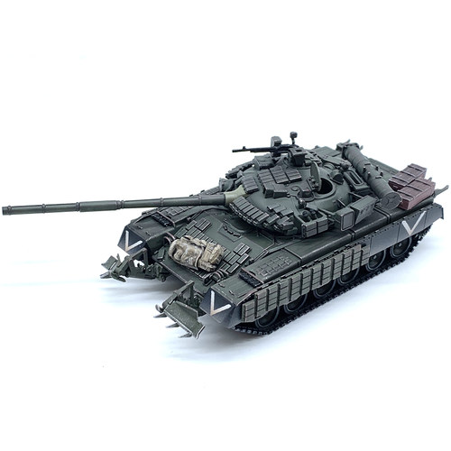 T-80BV带扫雷犁装甲和包裹V集团