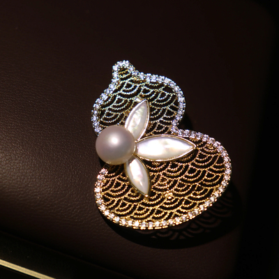 天然淡水珍珠葫芦胸针两用款