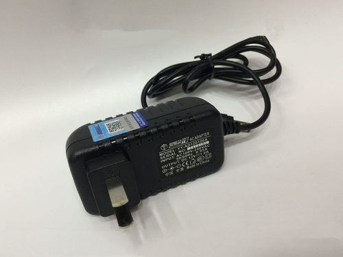 适用乔山Syros Pro 椭圆机电源适配器电源线充电器12V1A宇源通用