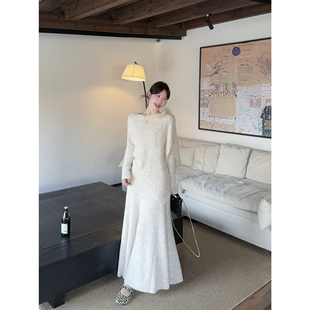 2026春秋松弛感复古设计感不规则针织毛衣+百搭长款半身裙两件套