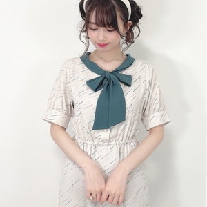 FINT复古蝴蝶结领带优雅甜美字母印花半袖连衣裙中裙日本原单女装