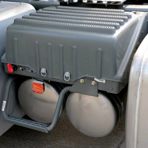 重汽豪沃汕德卡电瓶盖